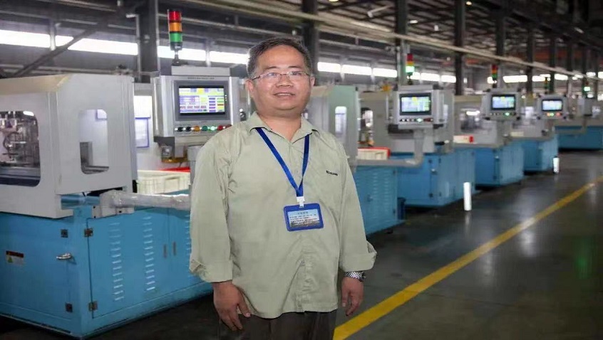 เพื่อความเฉลียวฉลาด| Yu TieJunของบริษัท Hailiang หุ้นส่วนจำกัด ได้รับรางวัล 